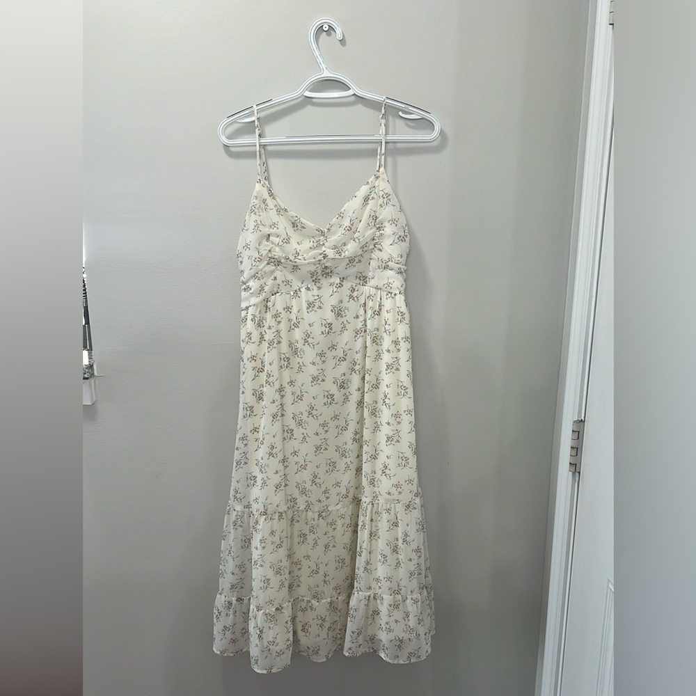 Women’s medium Rokoko cream floral midi sundress. Great condition!